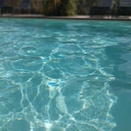 לינה וארוחת בוקר O 3*