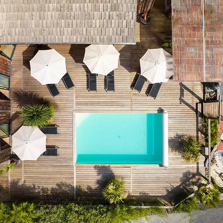 לינה וארוחת בוקר O לאקאנו