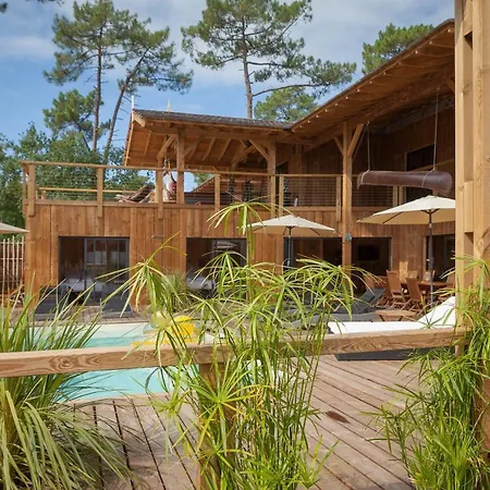 לינה וארוחת בוקר O 3*